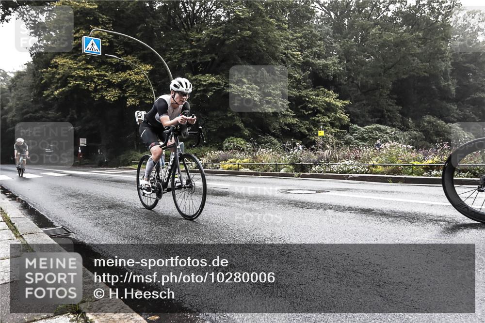 13.09.2026 - Stadtparktriathlon H.Heesch http://msf.ph/oto/10280006 13.09.2026 09:08:21 Radfahren 56, 101, 104, 147, 197 meine-sportfotos.de