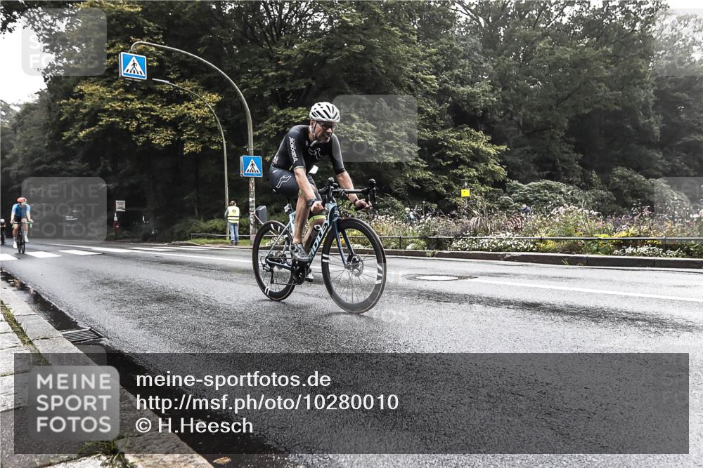 13.09.2026 - Stadtparktriathlon H.Heesch http://msf.ph/oto/10280010 13.09.2026 09:08:22 Radfahren 56, 101, 104, 161, 197 meine-sportfotos.de