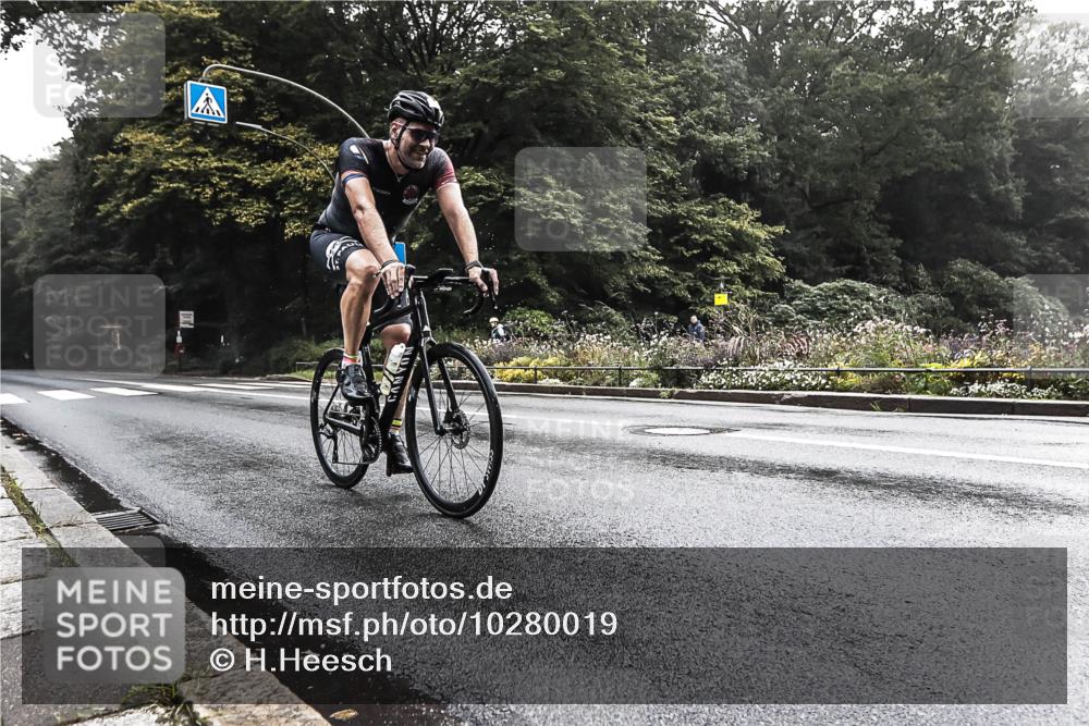 13.09.2026 - Stadtparktriathlon H.Heesch http://msf.ph/oto/10280019 13.09.2026 09:08:26 Radfahren 104, 117, 161 meine-sportfotos.de