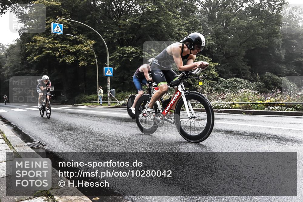 13.09.2026 - Stadtparktriathlon H.Heesch http://msf.ph/oto/10280042 13.09.2026 09:08:56 Radfahren 24, 29, 39, 164 meine-sportfotos.de