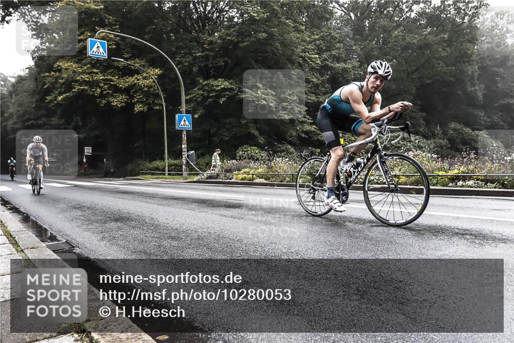 13.09.2026 - Stadtparktriathlon H.Heesch http://msf.ph/oto/10280053 13.09.2026 09:08:59 Radfahren 29, 39, 42, 156, 164, 208 meine-sportfotos.de