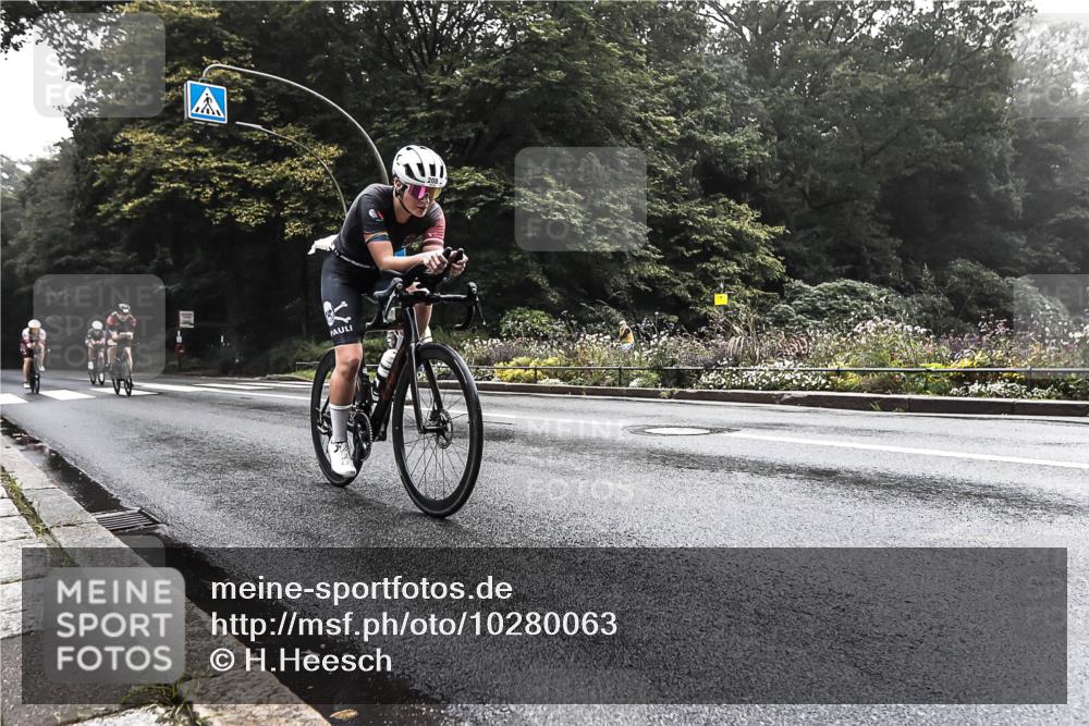 13.09.2026 - Stadtparktriathlon H.Heesch http://msf.ph/oto/10280063 13.09.2026 09:09:02 Radfahren 39, 42, 71, 156, 162, 168, 208 meine-sportfotos.de