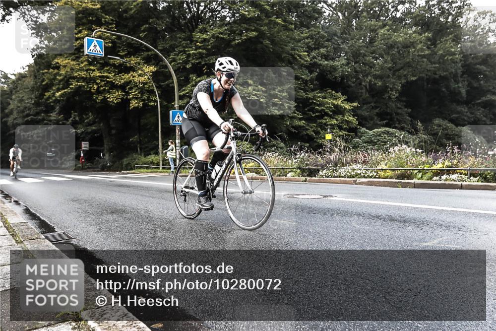 13.09.2026 - Stadtparktriathlon H.Heesch http://msf.ph/oto/10280072 13.09.2026 10:36:33 Radfahren 347, 351, 479 meine-sportfotos.de