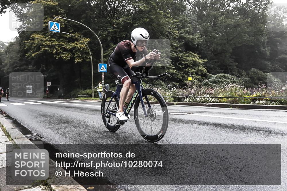 13.09.2026 - Stadtparktriathlon H.Heesch http://msf.ph/oto/10280074 13.09.2026 09:09:07 Radfahren 54, 57, 162, 168, 194, 207 meine-sportfotos.de