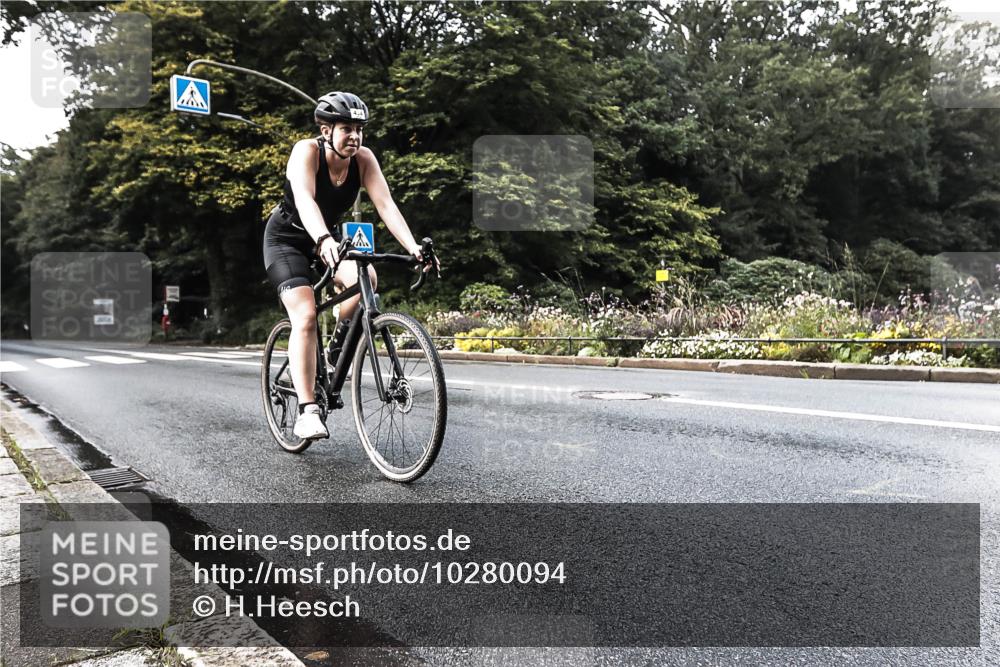 13.09.2026 - Stadtparktriathlon H.Heesch http://msf.ph/oto/10280094 13.09.2026 10:36:51 Radfahren 434, 488, 528 meine-sportfotos.de