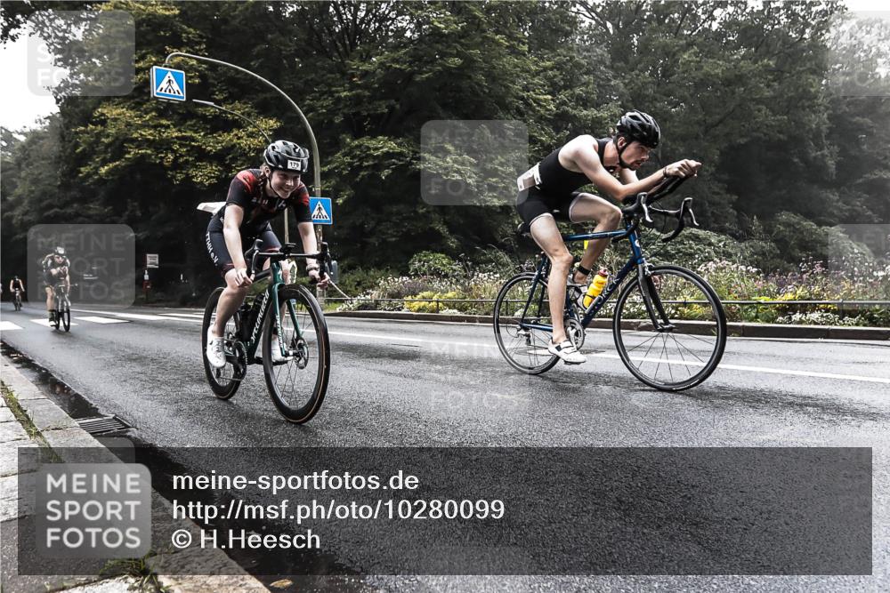 13.09.2026 - Stadtparktriathlon H.Heesch http://msf.ph/oto/10280099 13.09.2026 09:09:31 Radfahren 93, 179, 190, 195 meine-sportfotos.de