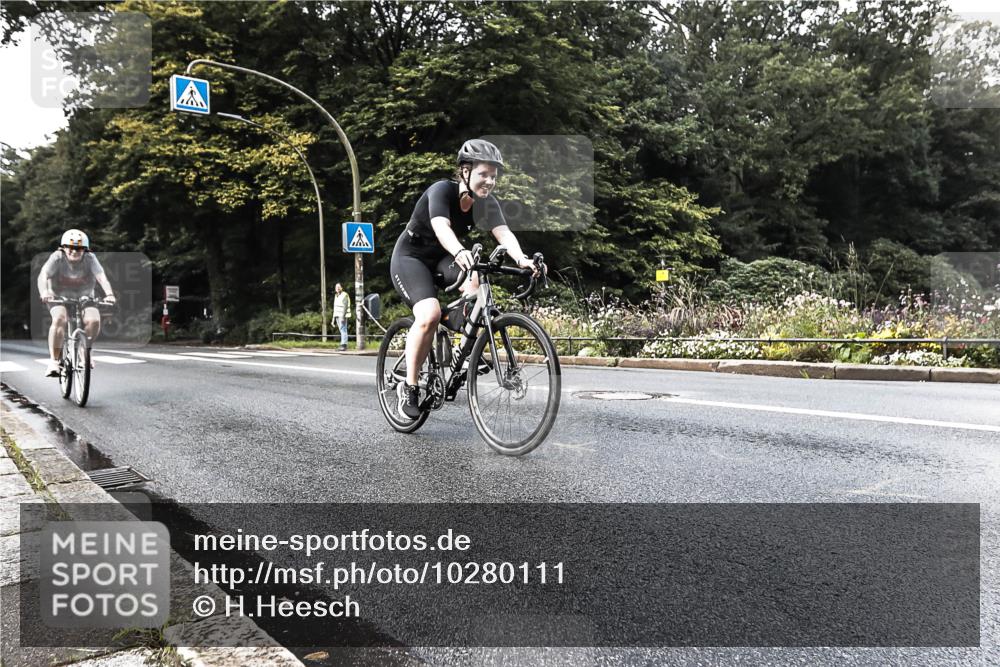 13.09.2026 - Stadtparktriathlon H.Heesch http://msf.ph/oto/10280111 13.09.2026 10:37:03 Radfahren 221, 345, 414, 480 meine-sportfotos.de