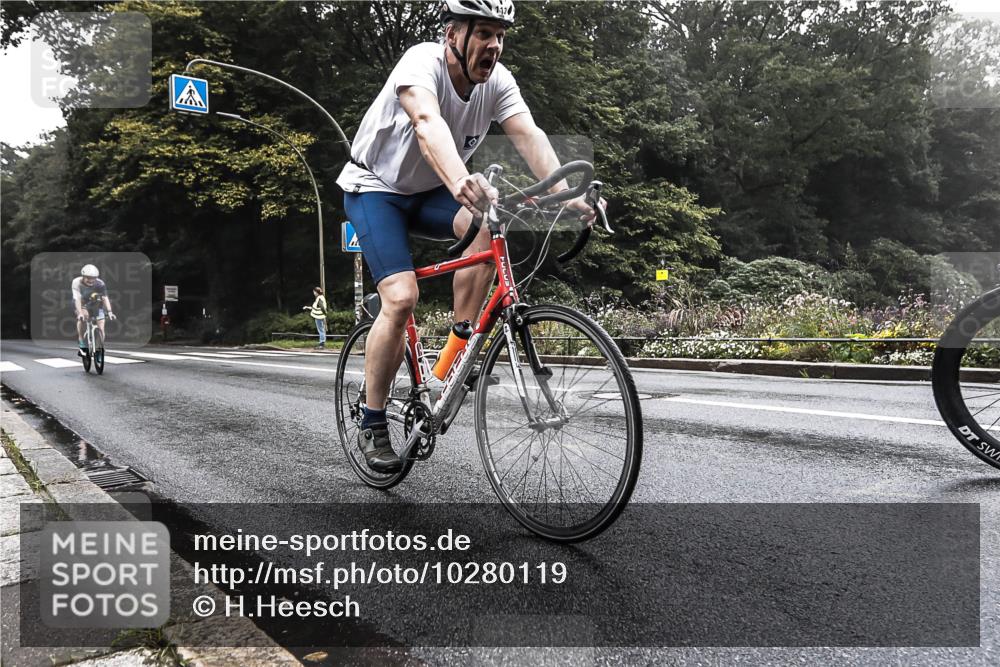 13.09.2026 - Stadtparktriathlon H.Heesch http://msf.ph/oto/10280119 13.09.2026 09:09:40 Radfahren 3, 95, 113, 146, 165 meine-sportfotos.de