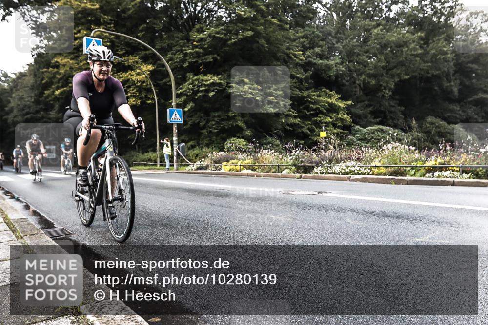 13.09.2026 - Stadtparktriathlon H.Heesch http://msf.ph/oto/10280139 13.09.2026 10:37:19 Radfahren 385, 394, 398, 452, 460, 499, 536, 568 meine-sportfotos.de