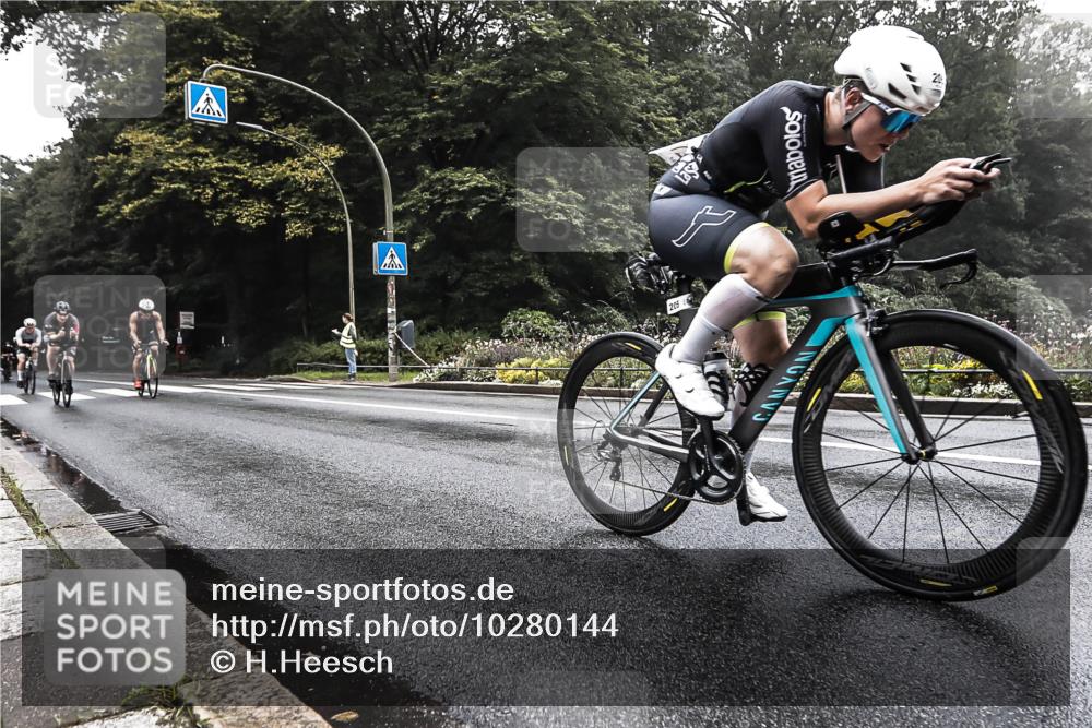 13.09.2026 - Stadtparktriathlon H.Heesch http://msf.ph/oto/10280144 13.09.2026 09:09:57 Radfahren 60, 66, 68, 191, 205, 206 meine-sportfotos.de