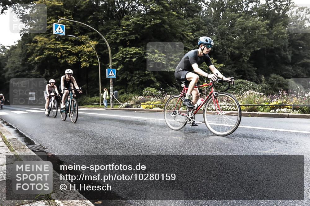 13.09.2026 - Stadtparktriathlon H.Heesch http://msf.ph/oto/10280159 13.09.2026 10:37:23 Radfahren 377, 394, 419, 433, 452, 460, 499, 544, 582 meine-sportfotos.de