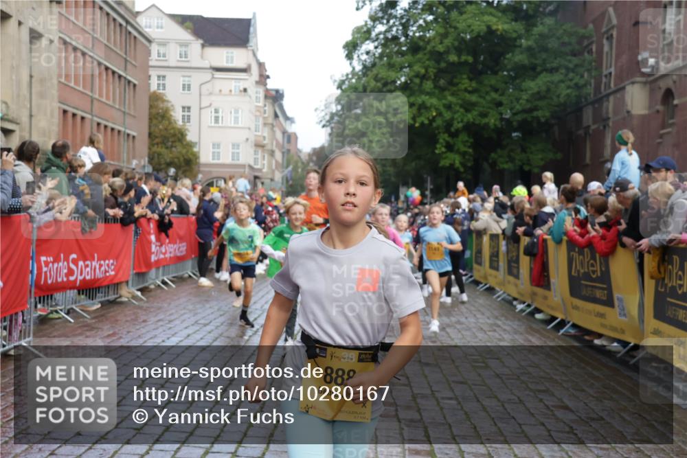 13.09.2026 - Kiel Lauf Yannick Fuchs http://msf.ph/oto/10280167 13.09.2026 08:53:22 Ziel 347, 1919, 2570, 2614, 2743, 2985, 3316, 3328, 3419, 4060, 4291, 5284, 5344, 5436, 6103, 6846, 6894, 6979, 7170, 7875, 8095, 8541, 8819, 8947, 9410, 11455, 12168, 237, 1263, 2402, 2609, 4060, 4756, 5147, 5149, 5342, 5373, 5405, 5436, 6210, 6283, 6579, 7025, 7085, 7423, 7611, 8018, 8510, 8601, 10024, 10390, 10627, 10991, 11248, 11706, 12397, 12454, 12488, 888, 1149, 1159, 2016, 3210, 5120, 5177, 5455, 6004, 7240, 7635, 8024, 8525, 8671, 8857, 8968, 9816, 10122, 10997, 5405 meine-sportfotos.de