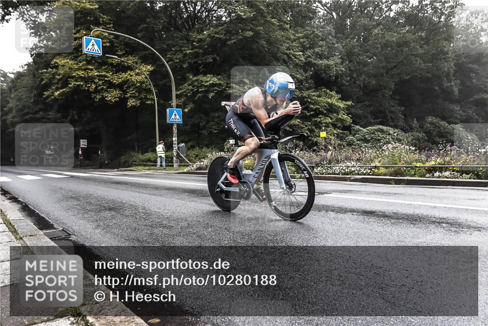 13.09.2026 - Stadtparktriathlon H.Heesch http://msf.ph/oto/10280188 13.09.2026 09:10:26 Radfahren 8, 22, 174 meine-sportfotos.de