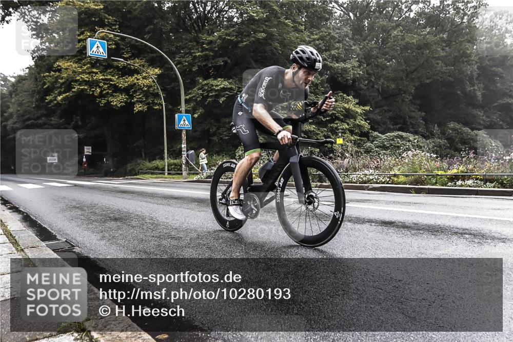 13.09.2026 - Stadtparktriathlon H.Heesch http://msf.ph/oto/10280193 13.09.2026 09:10:29 Radfahren 8, 22, 174 meine-sportfotos.de