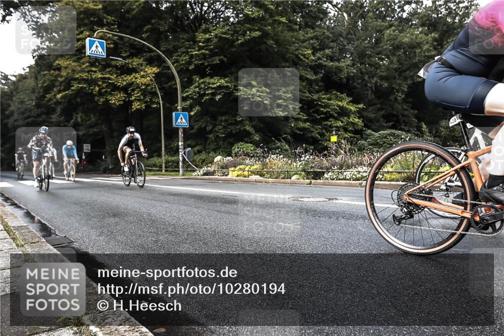 13.09.2026 - Stadtparktriathlon H.Heesch http://msf.ph/oto/10280194 13.09.2026 10:37:51 Radfahren 278, 376, 420, 449, 484, 491, 518, 527 meine-sportfotos.de
