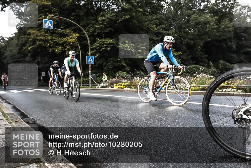 13.09.2026 - Stadtparktriathlon H.Heesch http://msf.ph/oto/10280205 13.09.2026 10:37:53 Radfahren 376, 420, 449, 484, 491, 504, 518, 527 meine-sportfotos.de