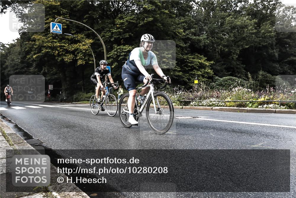13.09.2026 - Stadtparktriathlon H.Heesch http://msf.ph/oto/10280208 13.09.2026 10:37:53 Radfahren 376, 420, 449, 484, 491, 504, 518, 527 meine-sportfotos.de