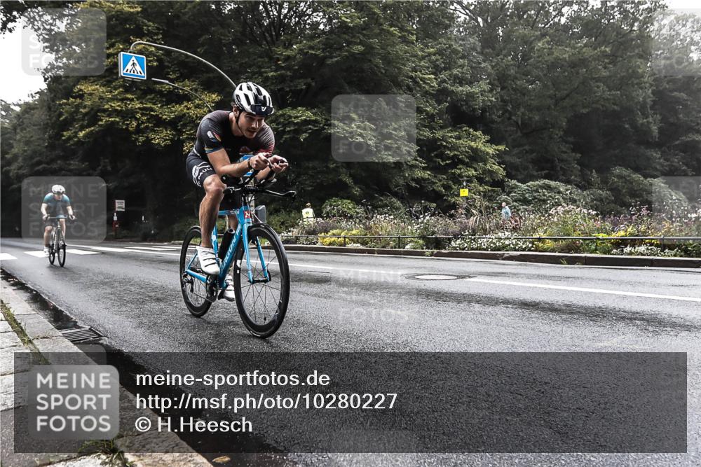 13.09.2026 - Stadtparktriathlon H.Heesch http://msf.ph/oto/10280227 13.09.2026 09:11:05 Radfahren 58, 62, 98, 107, 187 meine-sportfotos.de
