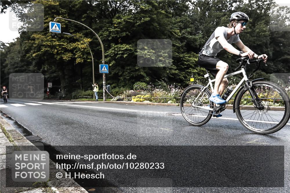 13.09.2026 - Stadtparktriathlon H.Heesch http://msf.ph/oto/10280233 13.09.2026 10:38:02 Radfahren 378, 451, 483, 487, 553, 571 meine-sportfotos.de
