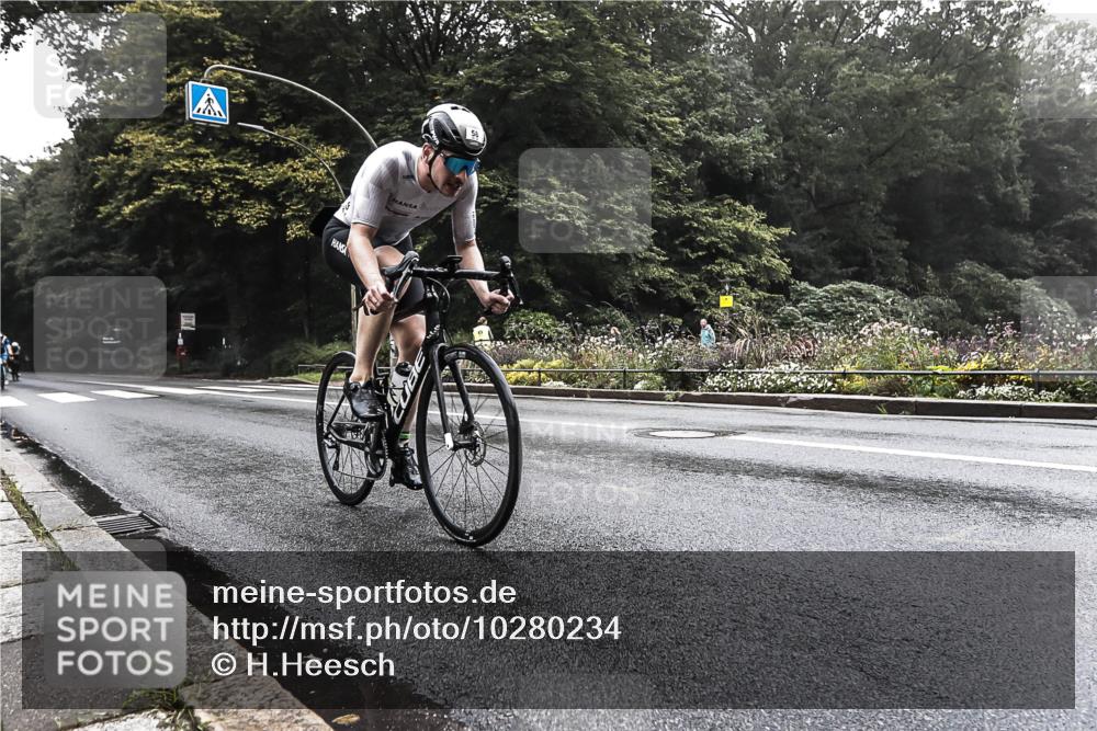 13.09.2026 - Stadtparktriathlon H.Heesch http://msf.ph/oto/10280234 13.09.2026 09:11:08 Radfahren 16, 58, 62, 116, 187 meine-sportfotos.de