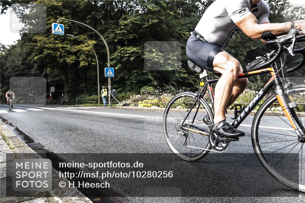 13.09.2026 - Stadtparktriathlon H.Heesch http://msf.ph/oto/10280256 13.09.2026 10:38:38 Radfahren 505, 564 meine-sportfotos.de