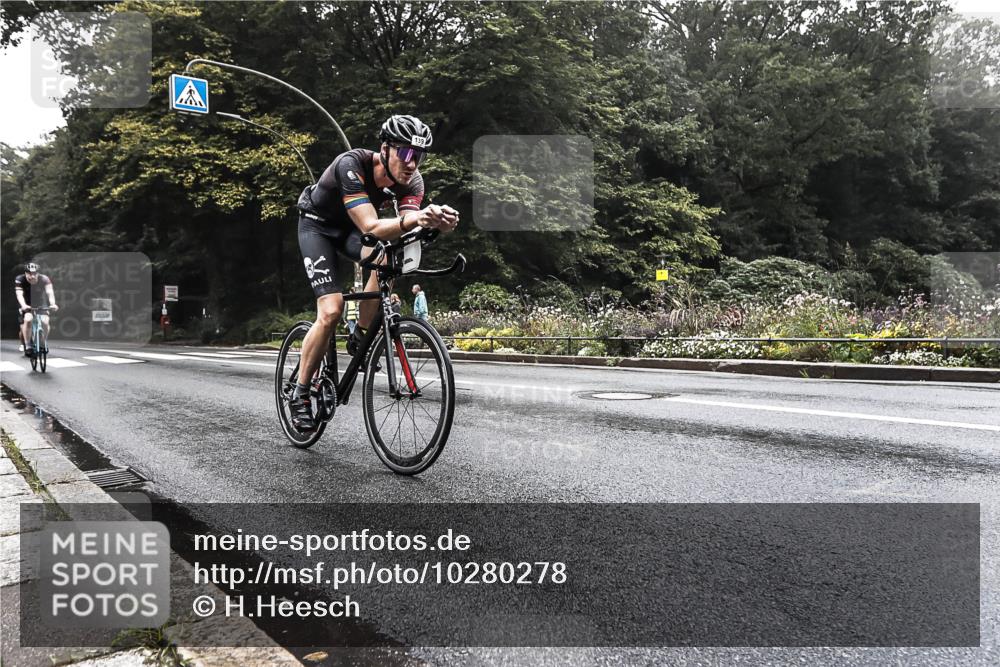 13.09.2026 - Stadtparktriathlon H.Heesch http://msf.ph/oto/10280278 13.09.2026 09:11:25 Radfahren 26, 46, 119, 139, 185 meine-sportfotos.de