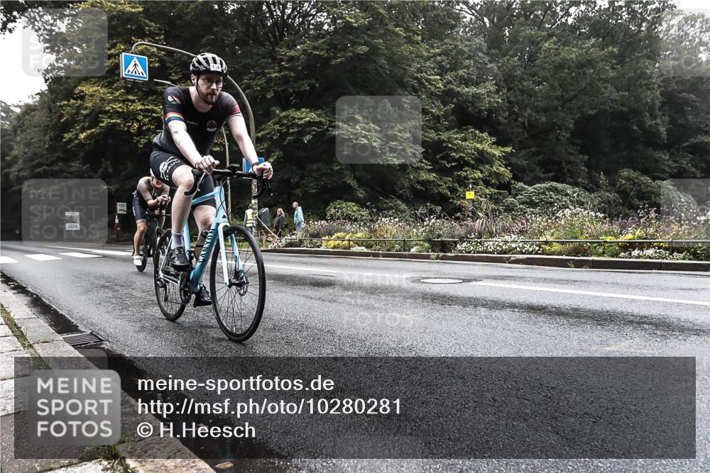 13.09.2026 - Stadtparktriathlon H.Heesch http://msf.ph/oto/10280281 13.09.2026 09:11:27 Radfahren 26, 45, 46, 119, 139 meine-sportfotos.de