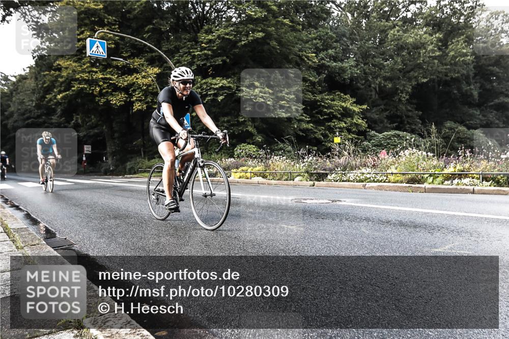 13.09.2026 - Stadtparktriathlon H.Heesch http://msf.ph/oto/10280309 13.09.2026 10:39:29 Radfahren 386, 413, 470, 522 meine-sportfotos.de