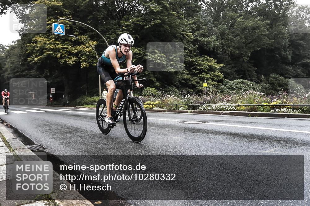 13.09.2026 - Stadtparktriathlon H.Heesch http://msf.ph/oto/10280332 13.09.2026 09:12:09 Radfahren 7, 38, 40, 50, 131 meine-sportfotos.de