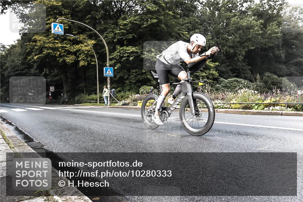 13.09.2026 - Stadtparktriathlon H.Heesch http://msf.ph/oto/10280333 13.09.2026 10:39:48 Radfahren 563 meine-sportfotos.de