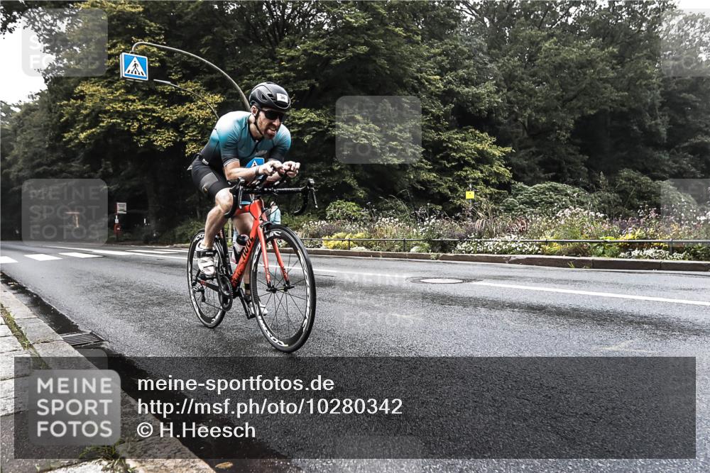 13.09.2026 - Stadtparktriathlon H.Heesch http://msf.ph/oto/10280342 13.09.2026 09:12:12 Radfahren 7, 38, 40, 131 meine-sportfotos.de