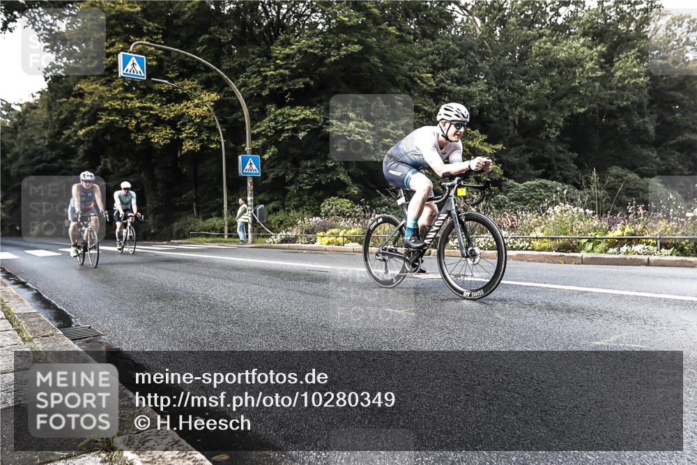 13.09.2026 - Stadtparktriathlon H.Heesch http://msf.ph/oto/10280349 13.09.2026 10:40:09 Radfahren 362, 422, 461, 472, 533, 559 meine-sportfotos.de