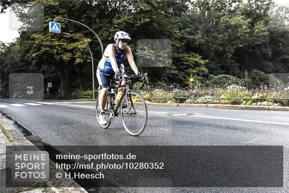 13.09.2026 - Stadtparktriathlon H.Heesch http://msf.ph/oto/10280352 13.09.2026 10:40:10 Radfahren 362, 422, 461, 472, 533, 559 meine-sportfotos.de