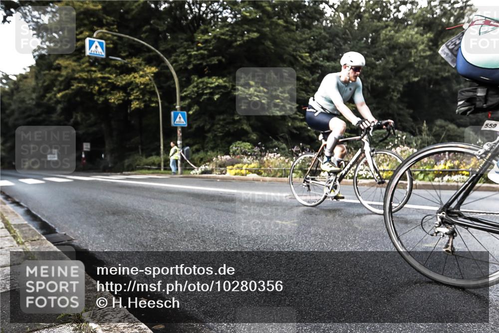 13.09.2026 - Stadtparktriathlon H.Heesch http://msf.ph/oto/10280356 13.09.2026 10:40:11 Radfahren 461, 472, 533, 559 meine-sportfotos.de