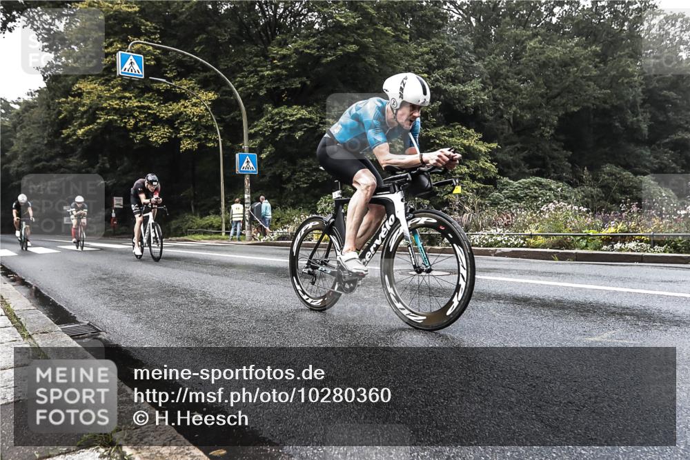 13.09.2026 - Stadtparktriathlon H.Heesch http://msf.ph/oto/10280360 13.09.2026 09:12:25 Radfahren 2, 21, 61, 87, 186 meine-sportfotos.de