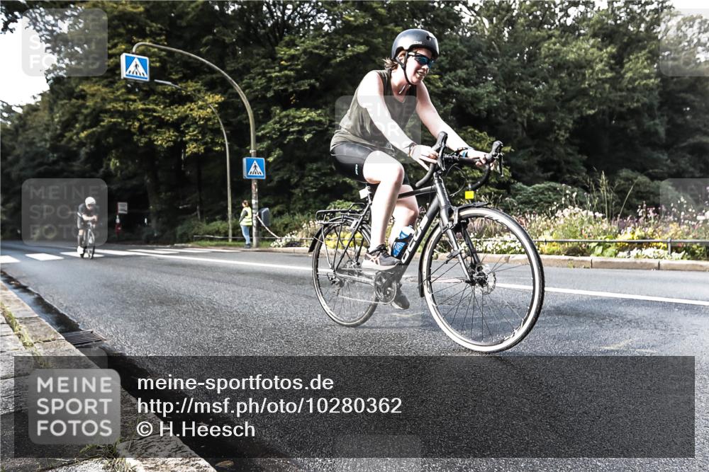 13.09.2026 - Stadtparktriathlon H.Heesch http://msf.ph/oto/10280362 13.09.2026 10:40:21 Radfahren 457, 502 meine-sportfotos.de