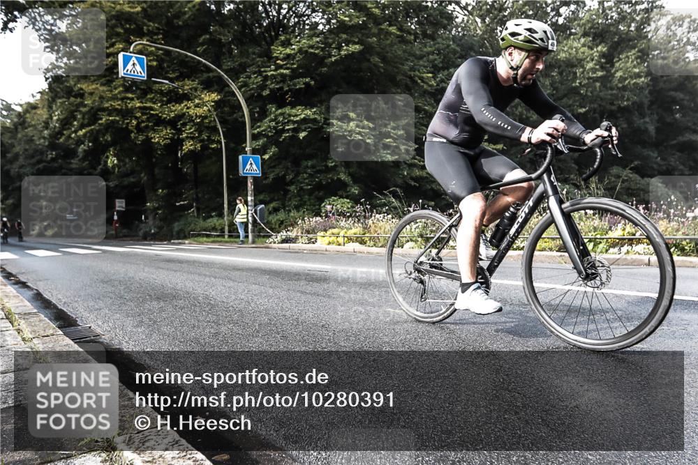 13.09.2026 - Stadtparktriathlon H.Heesch http://msf.ph/oto/10280391 13.09.2026 10:41:09 Radfahren 496 meine-sportfotos.de