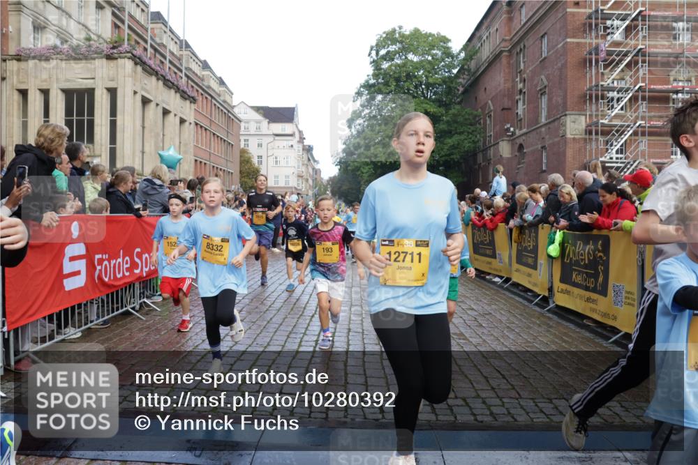 13.09.2026 - Kiel Lauf Yannick Fuchs http://msf.ph/oto/10280392 13.09.2026 08:53:37 Ziel 888, 1149, 1159, 2016, 2614, 3210, 3328, 5120, 5177, 5455, 6004, 6894, 6979, 7240, 7635, 8024, 8525, 8671, 8857, 8968, 9816, 10122, 10997, 11185, 11593, 11830, 12548, 12828, 347, 1919, 2570, 2614, 2743, 2985, 3316, 3328, 3419, 4060, 4291, 4756, 5284, 5342, 5344, 5436, 6103, 6579, 6846, 6894, 6979, 7085, 7170, 7875, 8018, 8095, 8510, 8541, 8601, 8819, 8947, 9410, 10390, 11455, 12168, 120, 193, 258, 262, 1332, 1529, 1823, 2141, 2447, 3234, 4607, 4791, 5432, 6267, 6628, 6702 meine-sportfotos.de