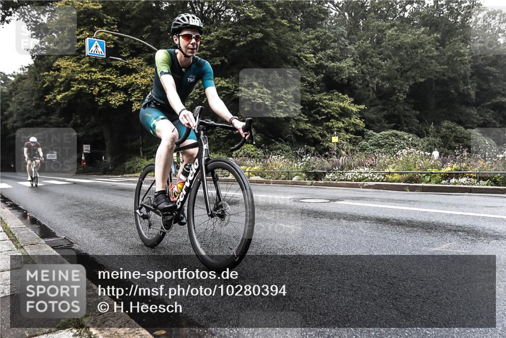 13.09.2026 - Stadtparktriathlon H.Heesch http://msf.ph/oto/10280394 13.09.2026 09:12:55 Radfahren 25, 43, 96, 121, 171 meine-sportfotos.de