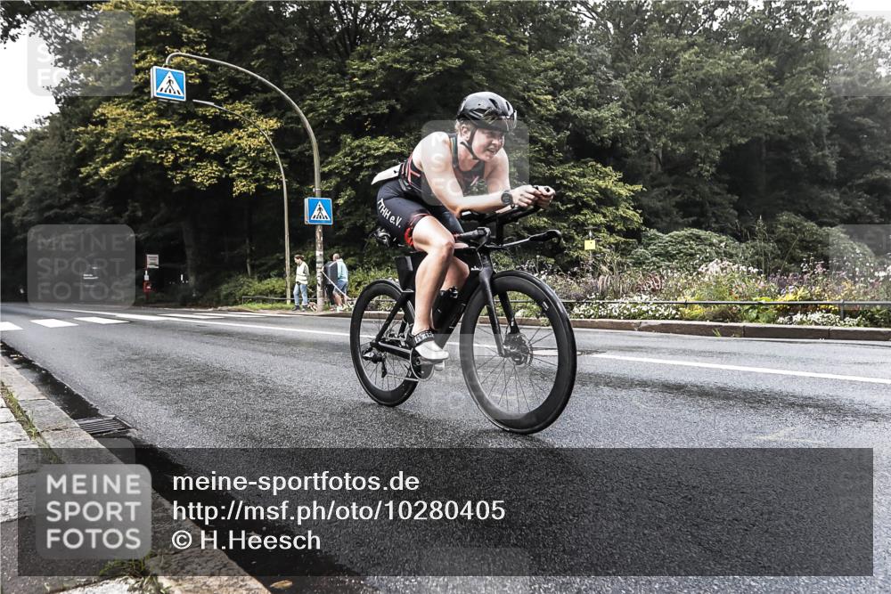 13.09.2026 - Stadtparktriathlon H.Heesch http://msf.ph/oto/10280405 13.09.2026 09:12:59 Radfahren 96, 171, 175 meine-sportfotos.de