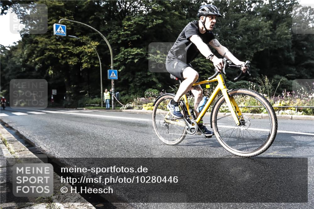 13.09.2026 - Stadtparktriathlon H.Heesch http://msf.ph/oto/10280446 13.09.2026 10:41:47 Radfahren 478, 583 meine-sportfotos.de