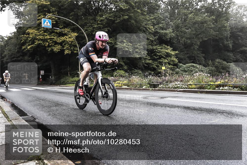 13.09.2026 - Stadtparktriathlon H.Heesch http://msf.ph/oto/10280453 13.09.2026 09:13:32 Radfahren 20, 32, 92, 141 meine-sportfotos.de