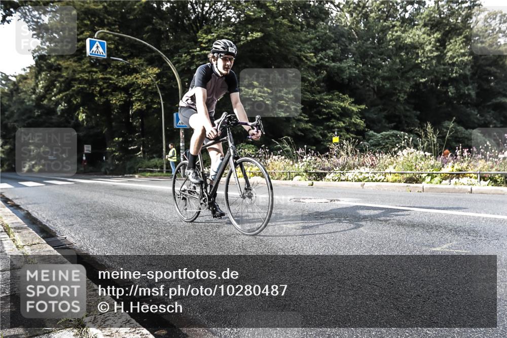 13.09.2026 - Stadtparktriathlon H.Heesch http://msf.ph/oto/10280487 13.09.2026 10:42:35 Radfahren 514 meine-sportfotos.de