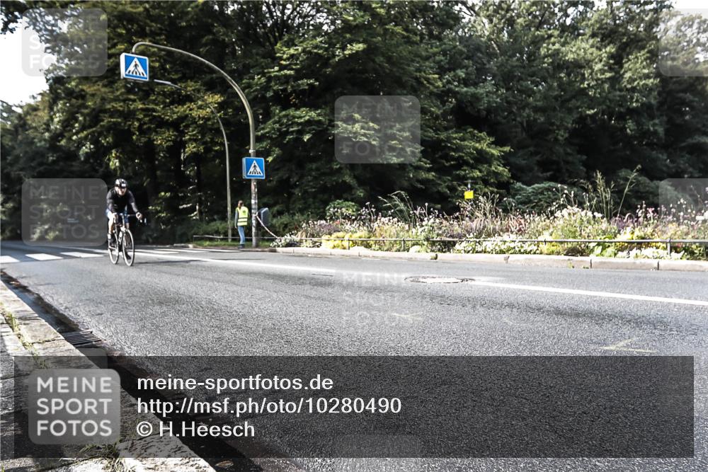 13.09.2026 - Stadtparktriathlon H.Heesch http://msf.ph/oto/10280490 13.09.2026 10:42:48 Radfahren 481 meine-sportfotos.de