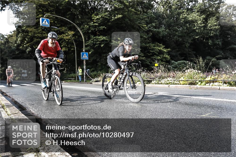 13.09.2026 - Stadtparktriathlon H.Heesch http://msf.ph/oto/10280497 13.09.2026 10:42:55 Radfahren 276, 380, 444, 542 meine-sportfotos.de