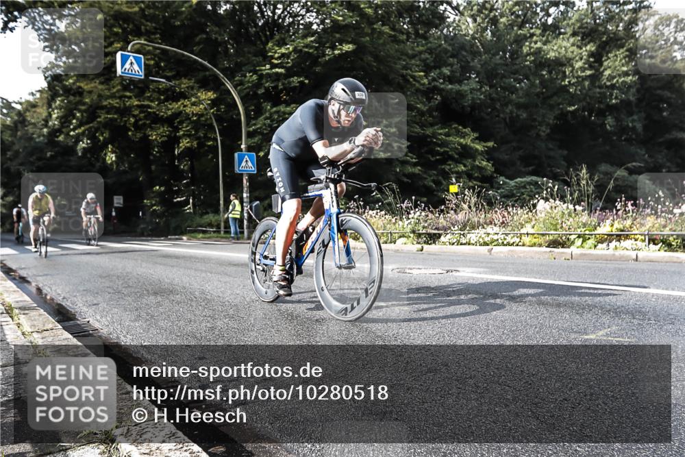 13.09.2026 - Stadtparktriathlon H.Heesch http://msf.ph/oto/10280518 13.09.2026 10:43:16 Radfahren 465, 508, 539, 777 meine-sportfotos.de