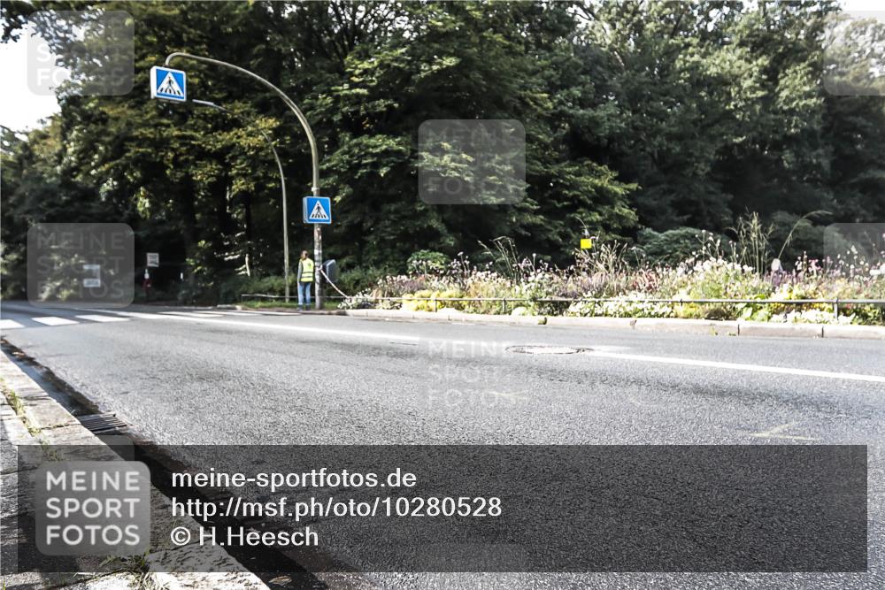 13.09.2026 - Stadtparktriathlon H.Heesch http://msf.ph/oto/10280528 13.09.2026 10:43:21 Radfahren 465, 508, 777 meine-sportfotos.de