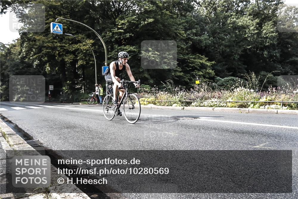 13.09.2026 - Stadtparktriathlon H.Heesch http://msf.ph/oto/10280569 13.09.2026 10:44:00 Radfahren 528, 536 meine-sportfotos.de