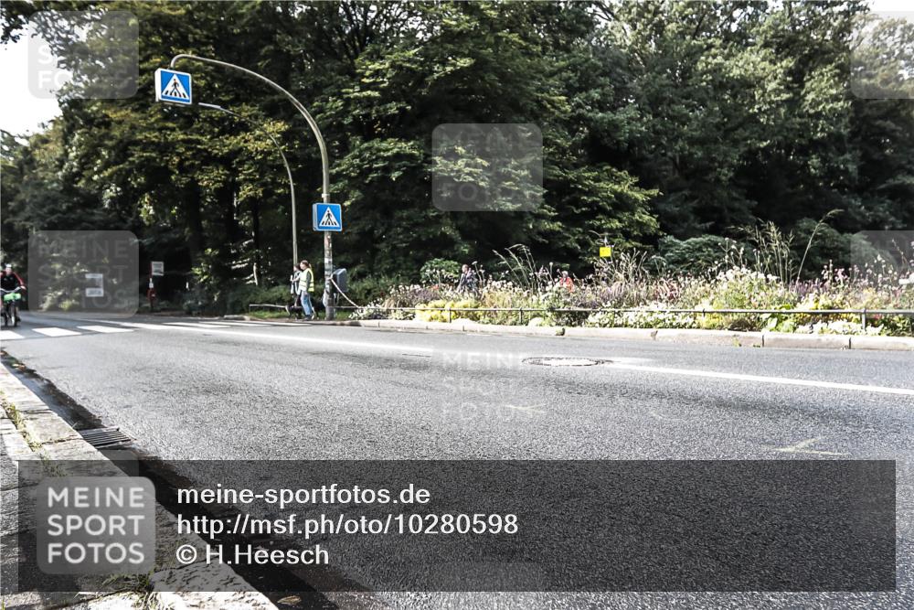 13.09.2026 - Stadtparktriathlon H.Heesch http://msf.ph/oto/10280598 13.09.2026 10:44:19 Radfahren  meine-sportfotos.de