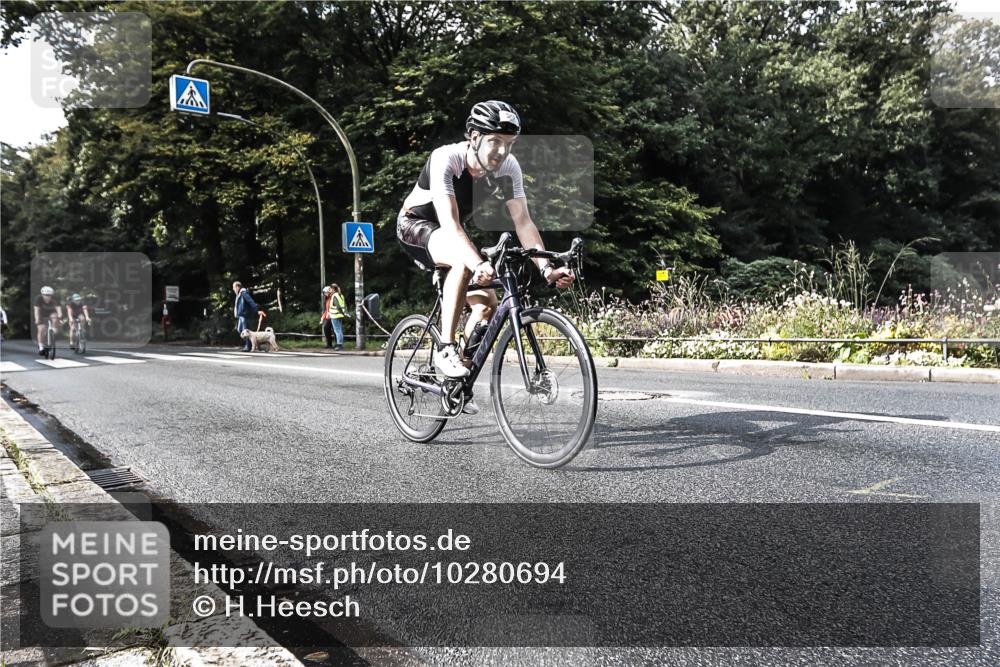 13.09.2026 - Stadtparktriathlon H.Heesch http://msf.ph/oto/10280694 13.09.2026 10:44:56 Radfahren 389, 469, 483, 491, 527, 568, 579 meine-sportfotos.de